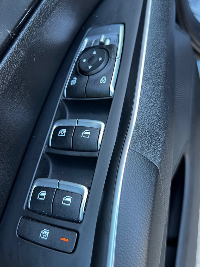 Used 2022 Kia Sorento LX FWD image 11