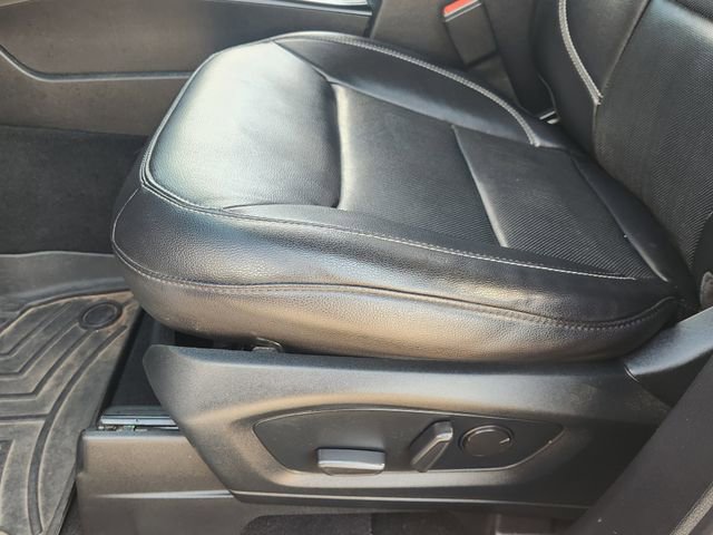 Used 2021 Ford Explorer Limited w/ Equipment Group 301A RWD image 18