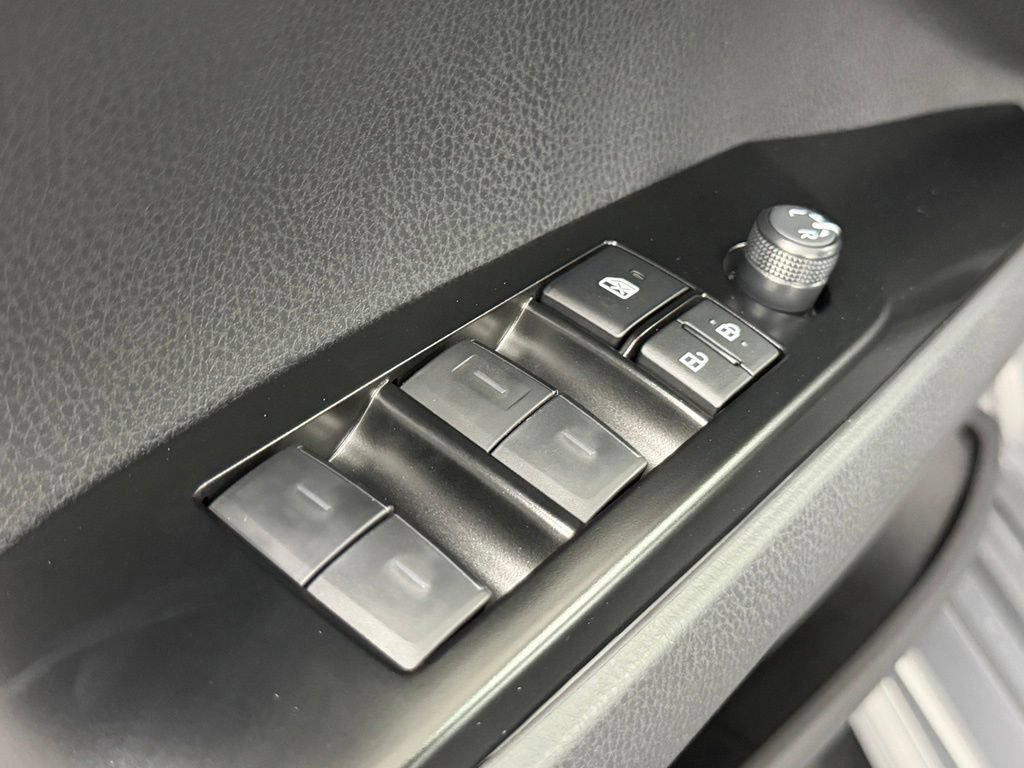 Used 2026 Toyota Camry SE FWD image 20