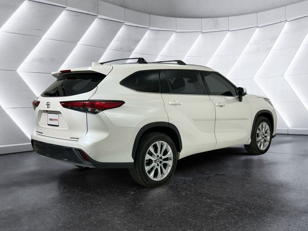 Used 2020 Toyota Highlander Limited FWD image 4
