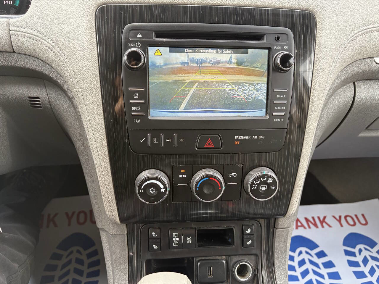 Used 2017 Chevrolet Traverse LT w/ Style and Technology Package image 34