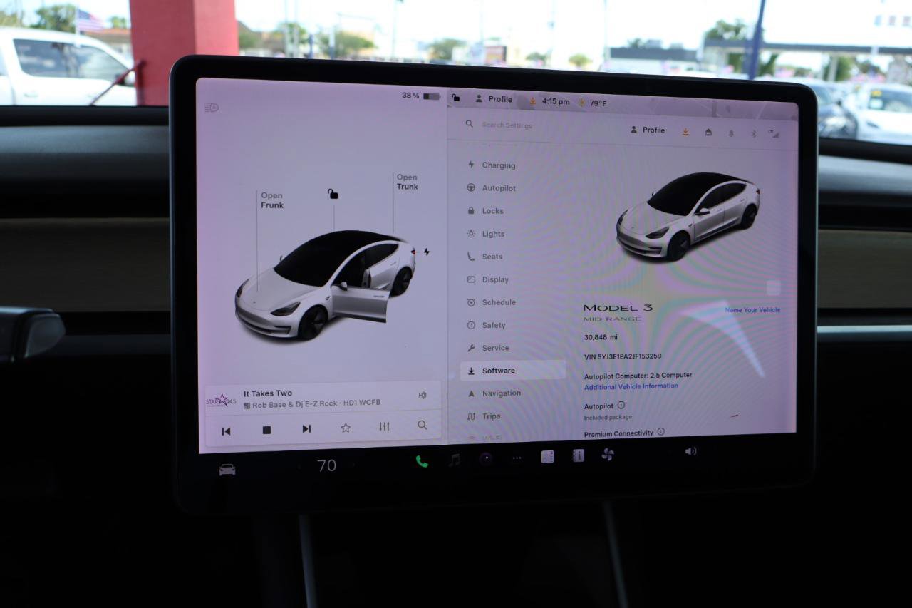 Used 2018 Tesla Model 3 Long Range RWD image 24