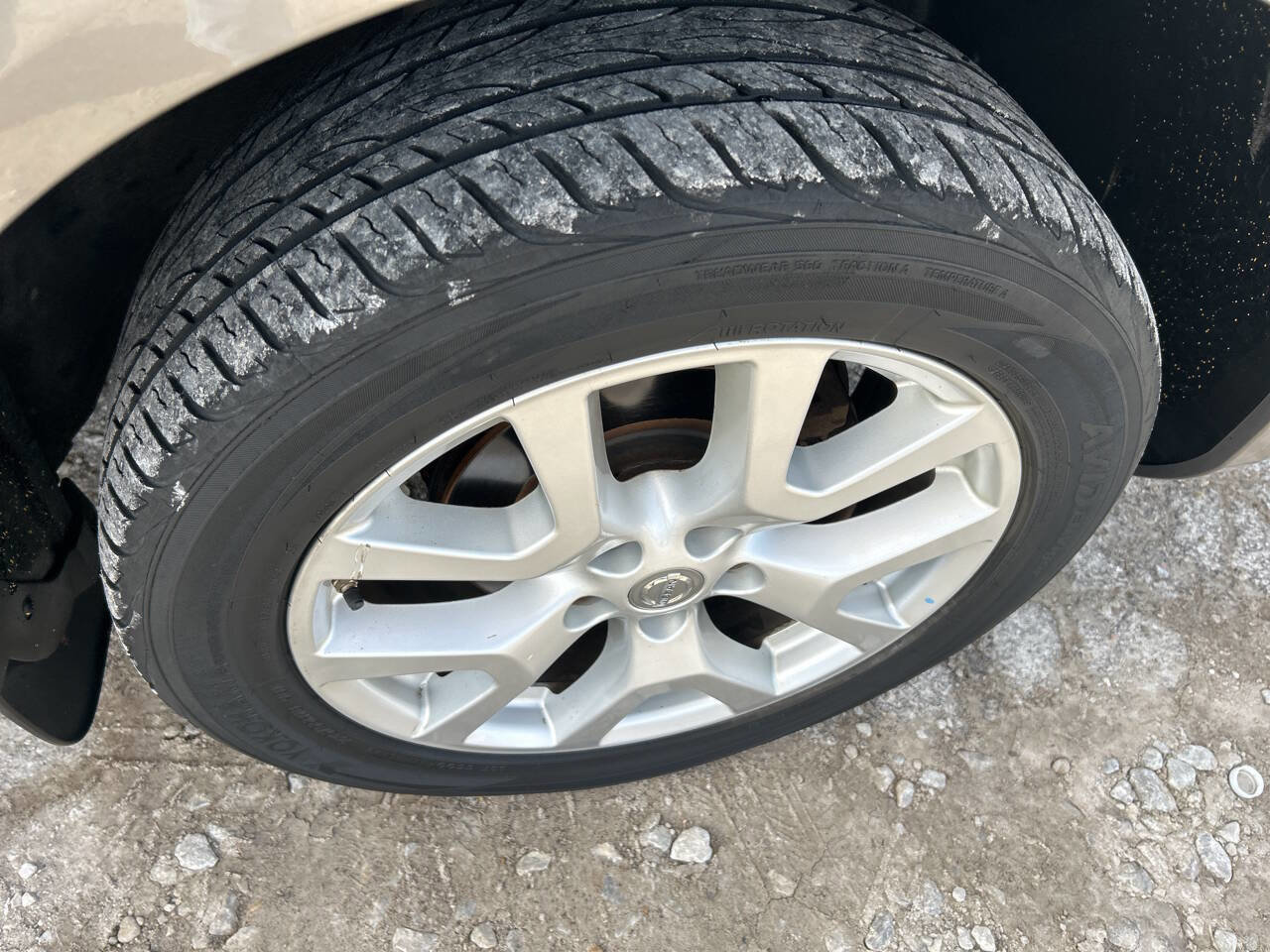 Used 2011 Nissan Rogue SV w/ SL Pkg image 11