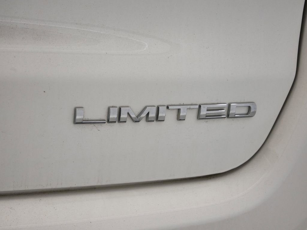 Used 2018 Jeep Compass Limited w/ Safe & Security Group image 21