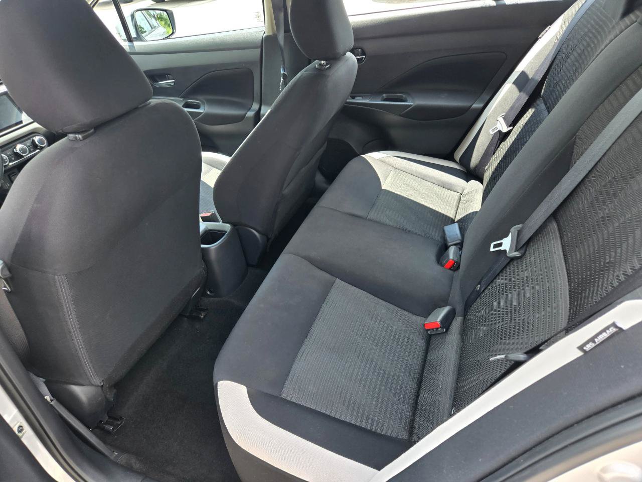 Used 2021 Nissan Versa SV FWD image 17