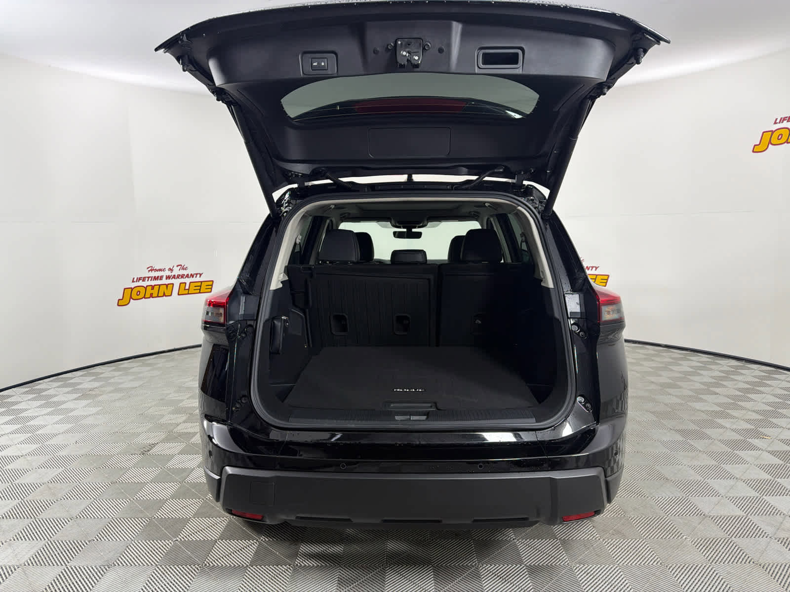 New 2026 Nissan Rogue SV image 5