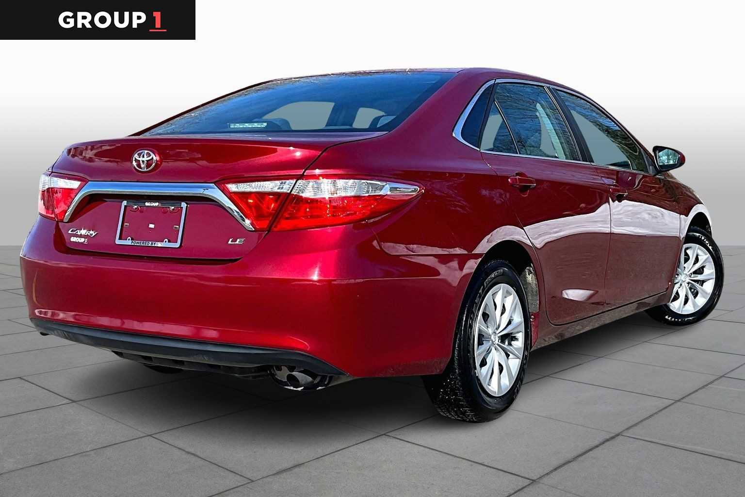 Used 2017 Toyota Camry LE image 13