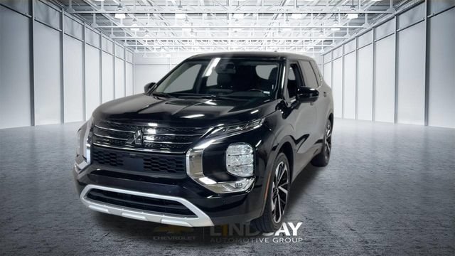 Used 2024 Mitsubishi Outlander SE FWD image 5