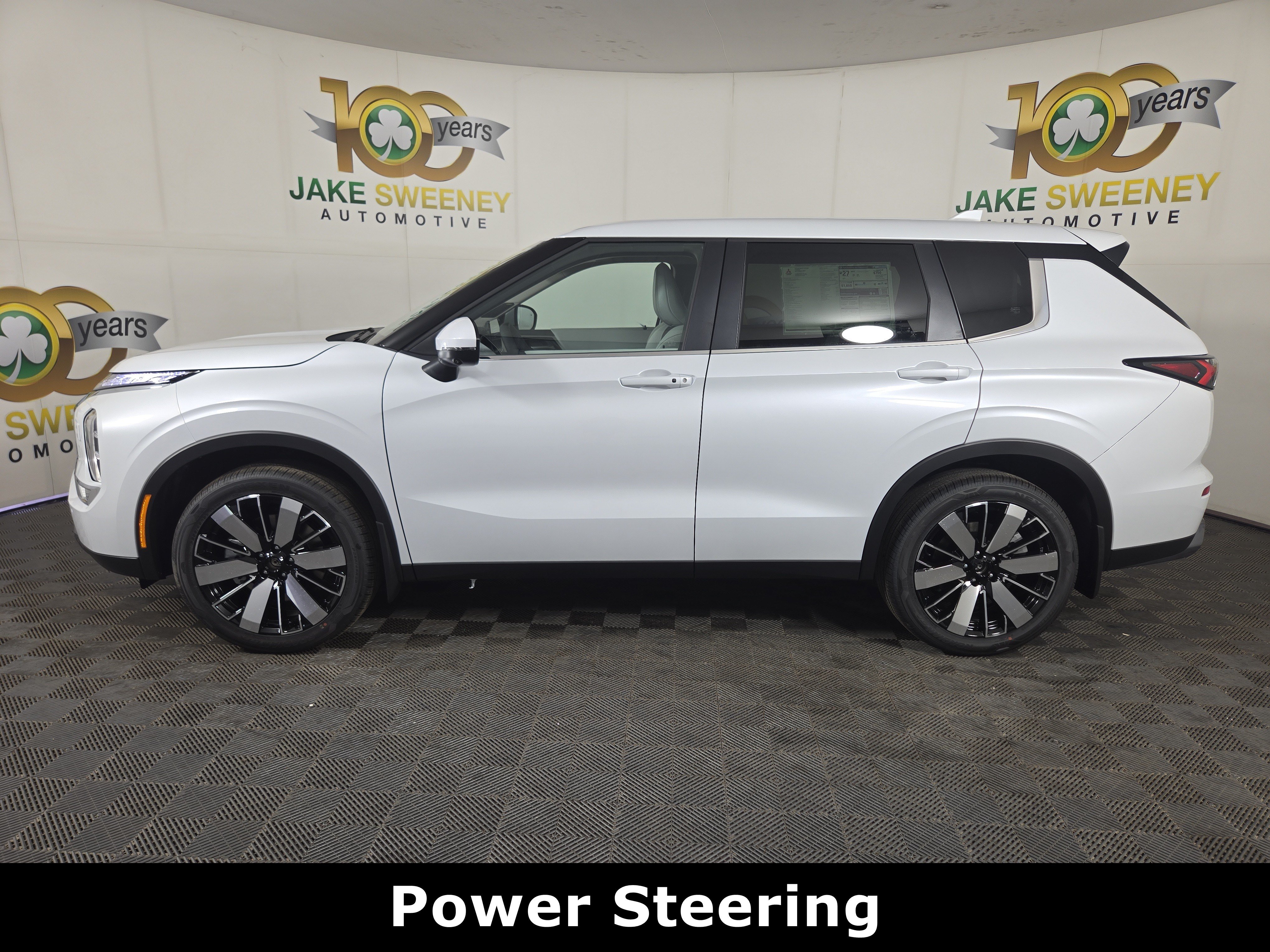 New 2026 Mitsubishi Outlander SE AWD/4WD image 4
