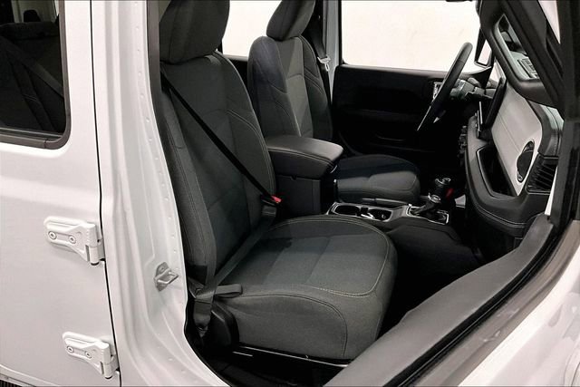 Used 2025 Jeep Wrangler Sahara 4xe w/ Safety Group image 8