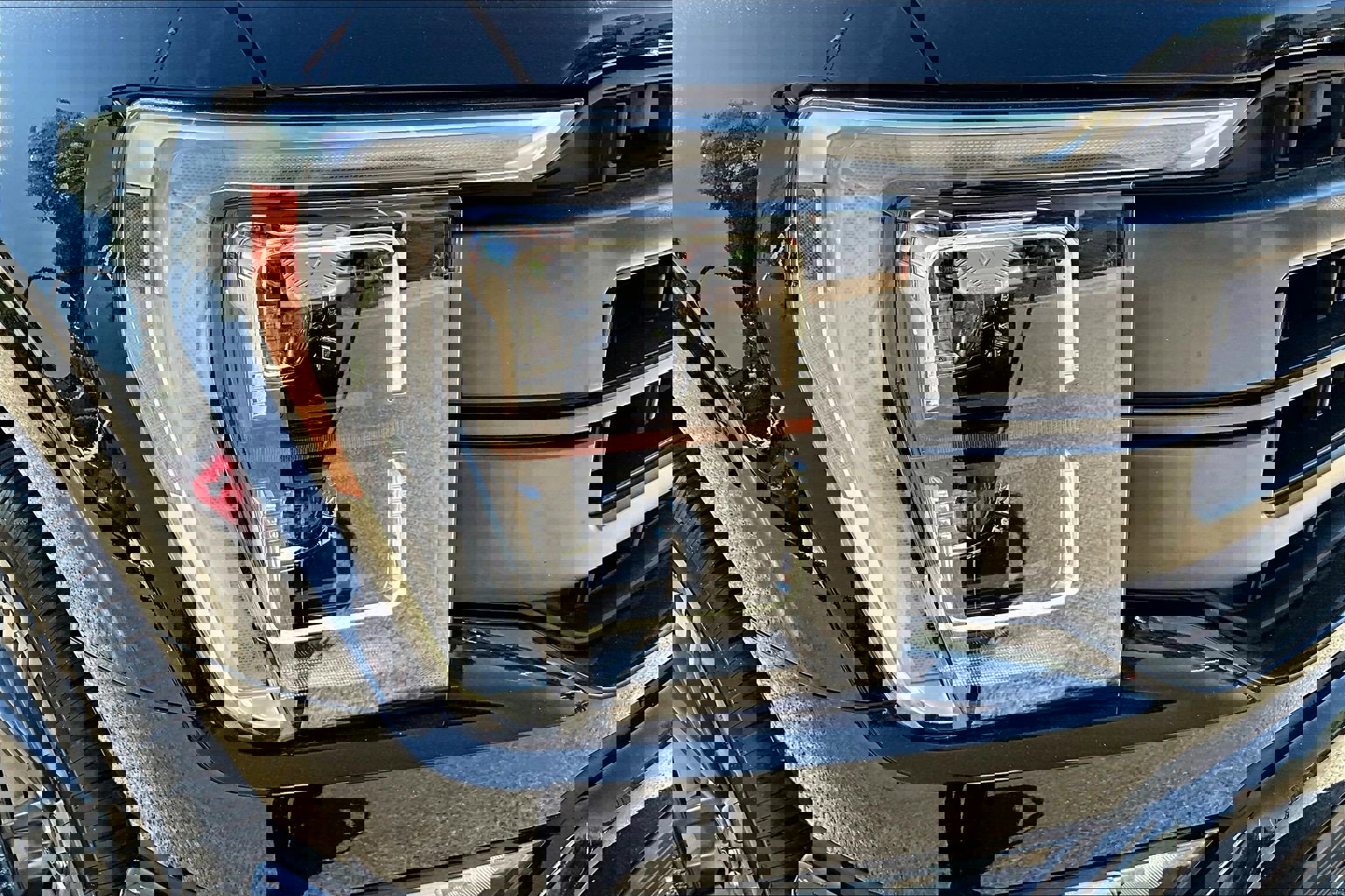 Used 2023 Ford F150 Lariat w/ Equipment Group 502A High image 32