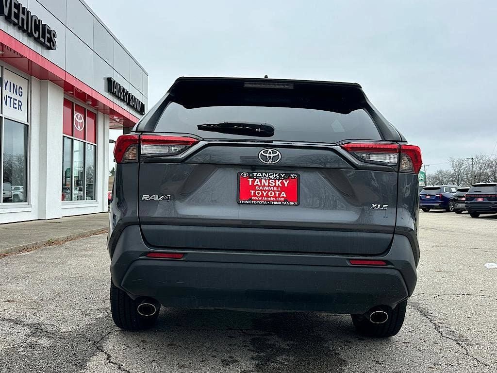 Certified 2023 Toyota RAV4 XLE Premium FWD image 4