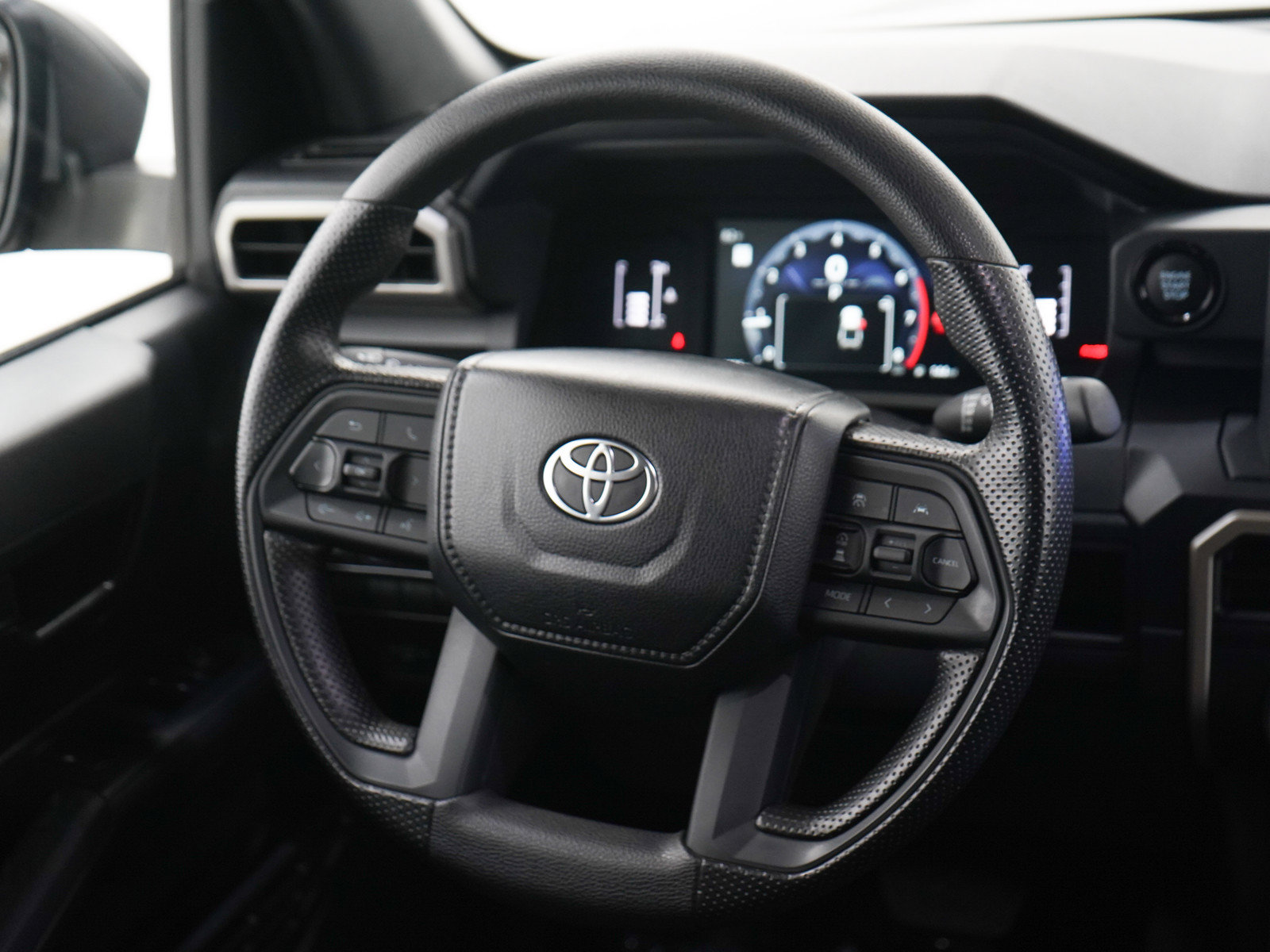 Used 2024 Toyota Tacoma SR AWD/4WD image 14