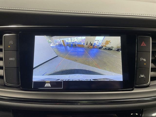 Used 2023 Buick Enclave Essence AWD/4WD image 17
