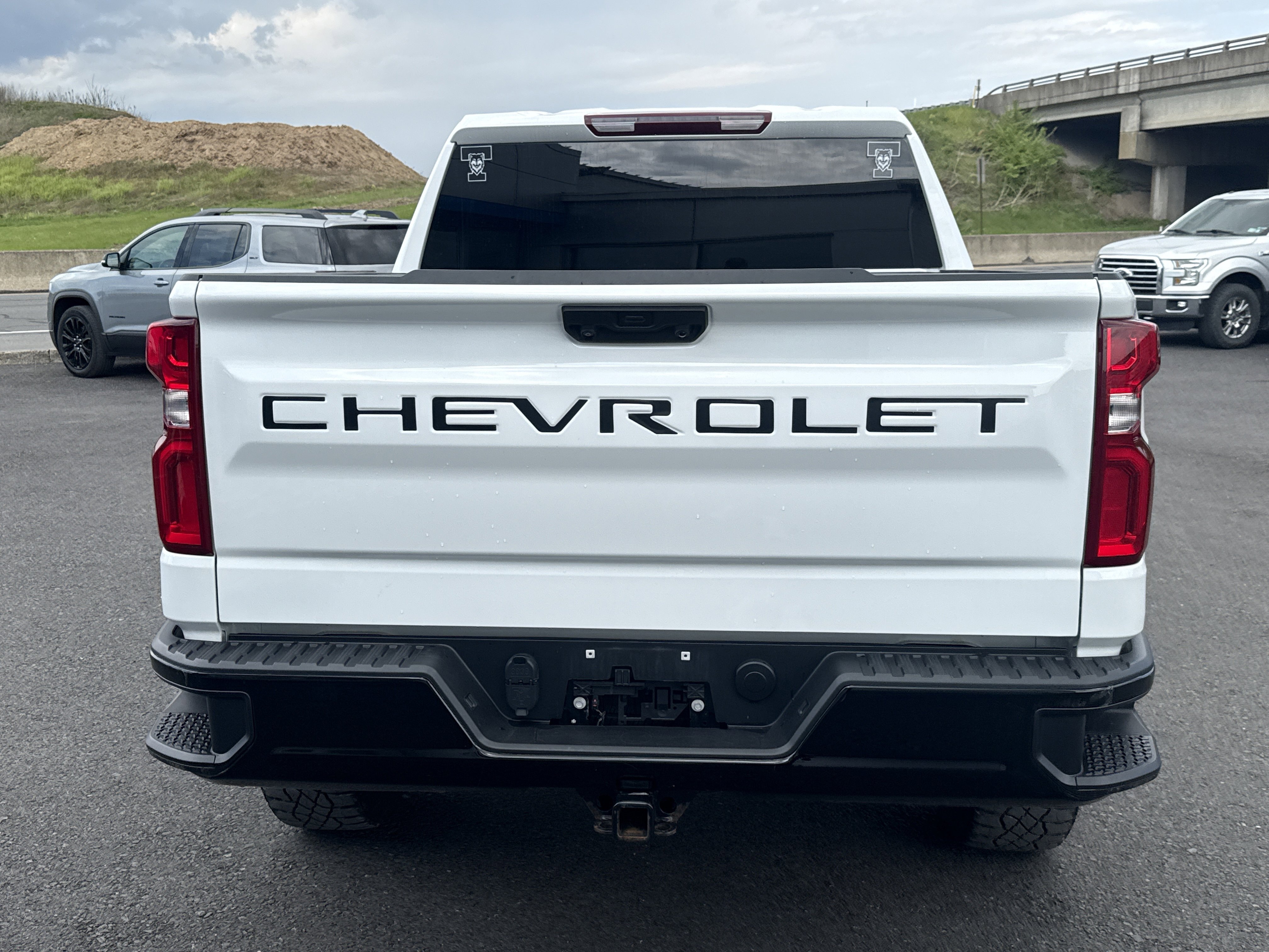 Used 2024 Chevrolet Silverado 1500 LT Trail Boss w/ Protection Package AWD/4WD image 32