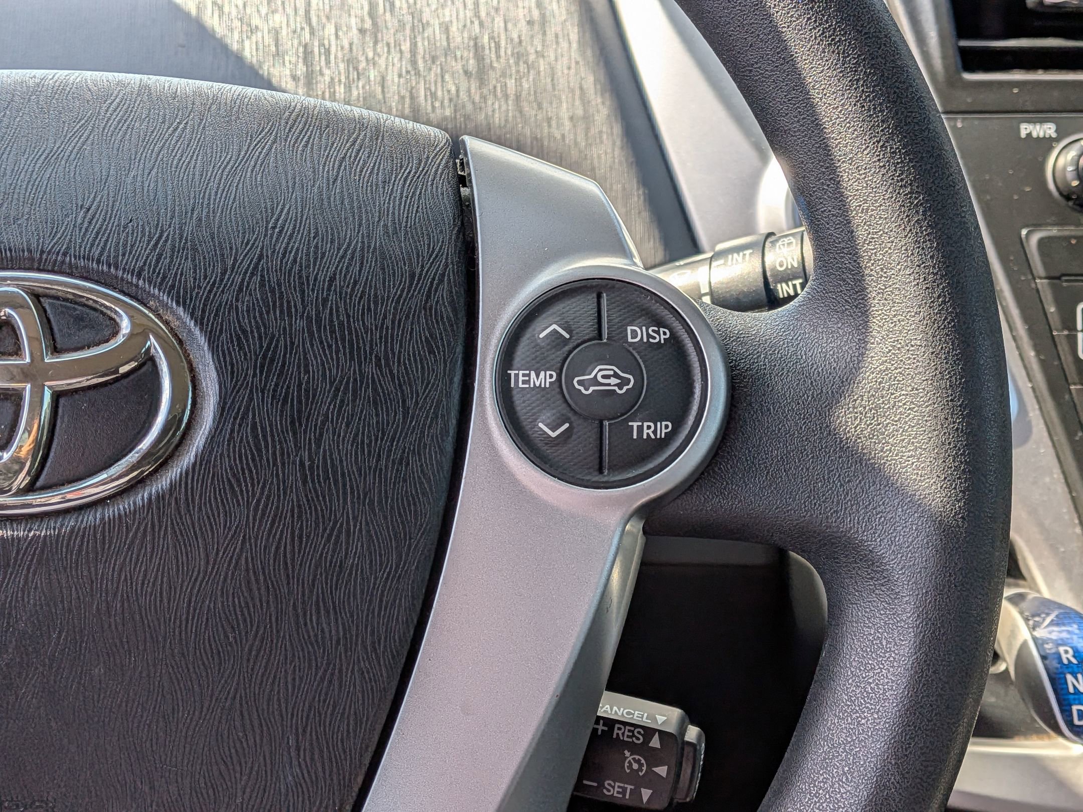 Used 2014 Toyota Prius V Three image 16