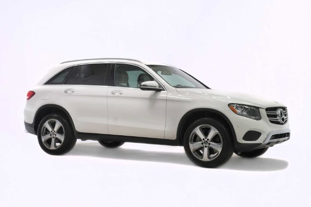Used 2019 Mercedes-Benz GLC 300 image 2