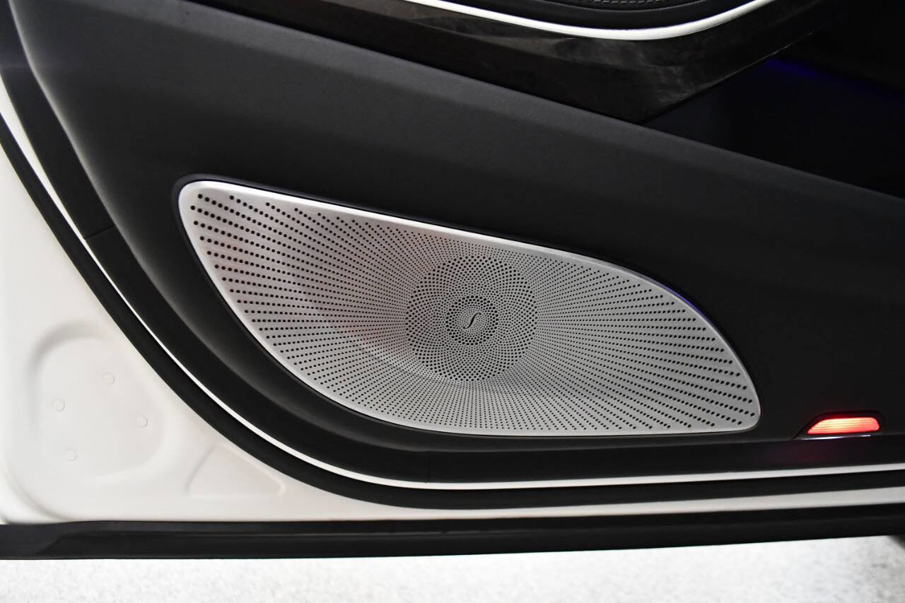 Used 2015 Mercedes-Benz S 63 AMG 4MATIC Sedan image 25