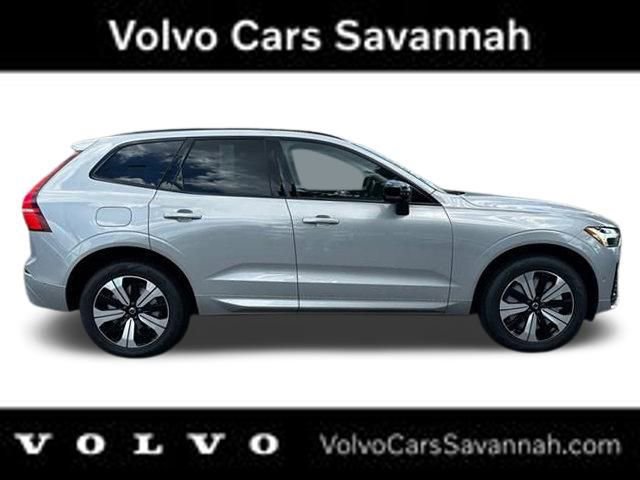 New 2024 Volvo XC60 T8 Plus w/ Protection Package Premier image 20
