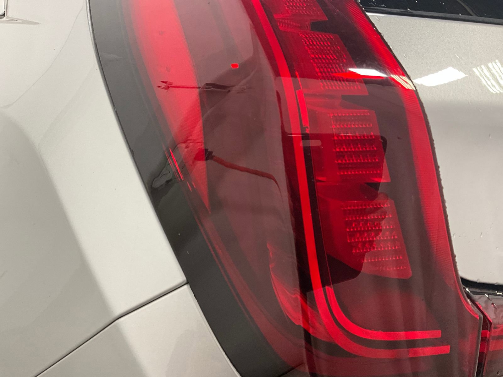 Used 2021 Cadillac XT4 Luxury w/ Cold Weather Package AWD/4WD image 26
