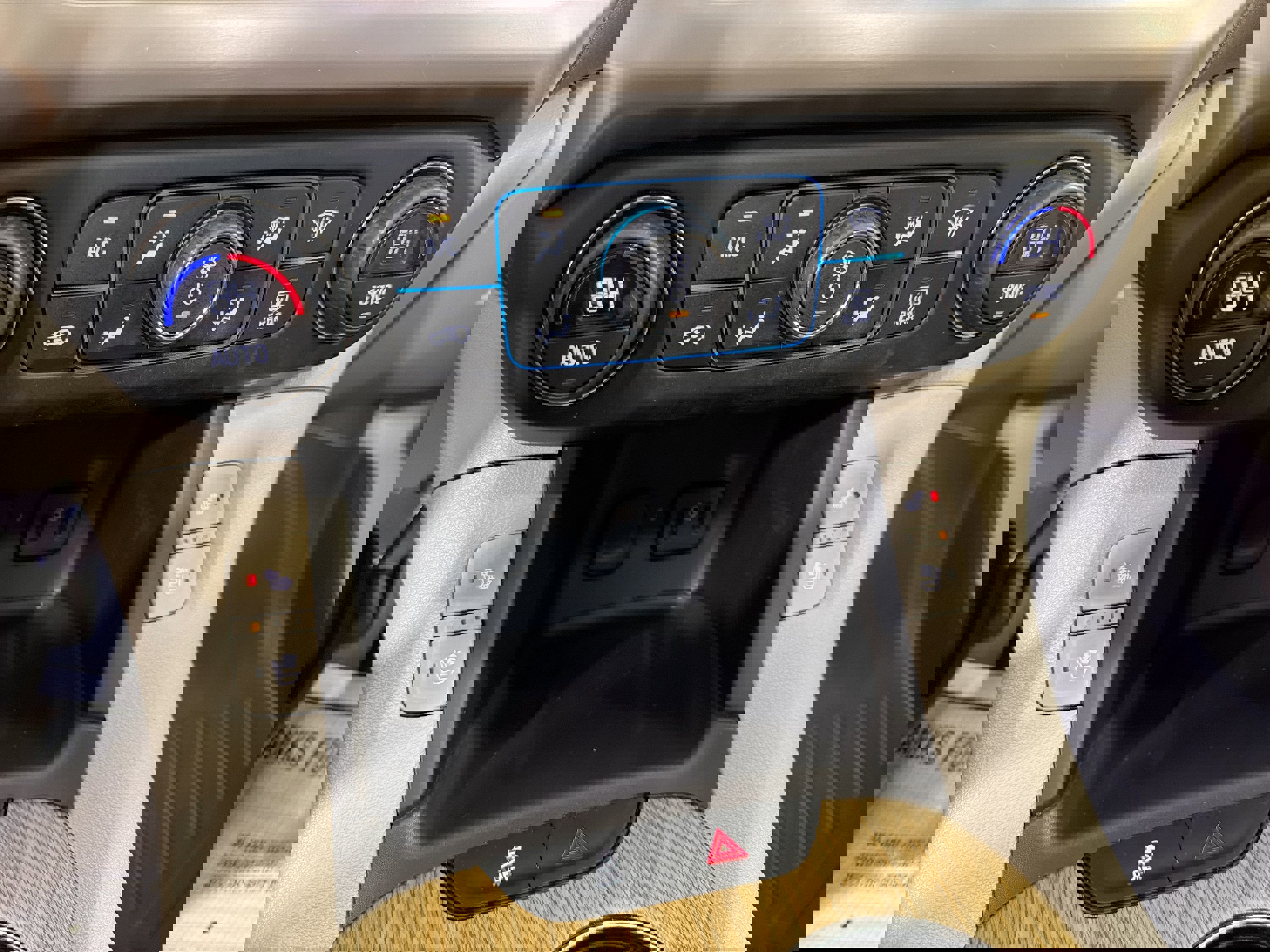 Used 2018 GMC Acadia Denali w/ Technology Package image 20