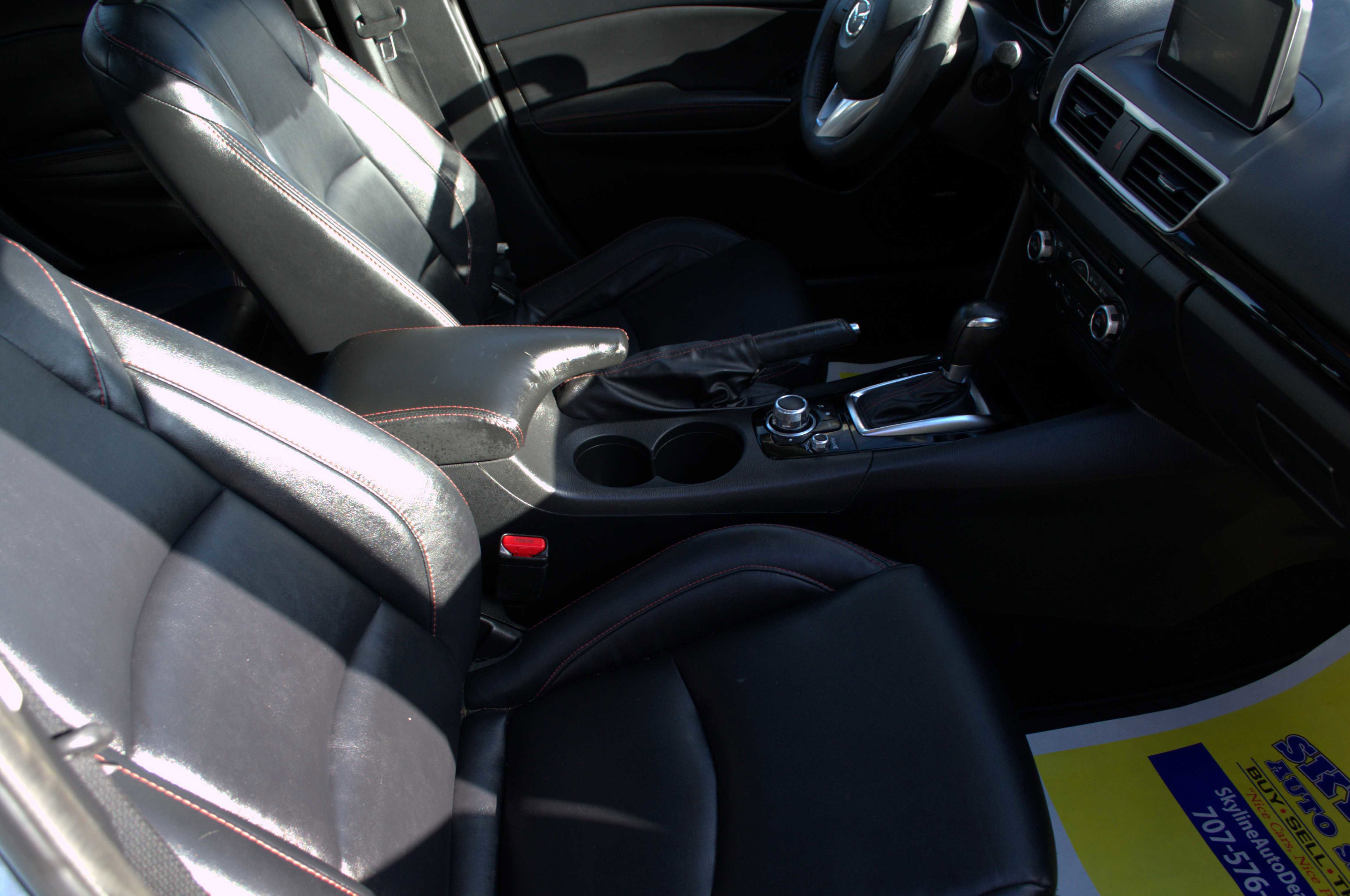 Used 2015 MAZDA MAZDA3 i Grand Touring image 14