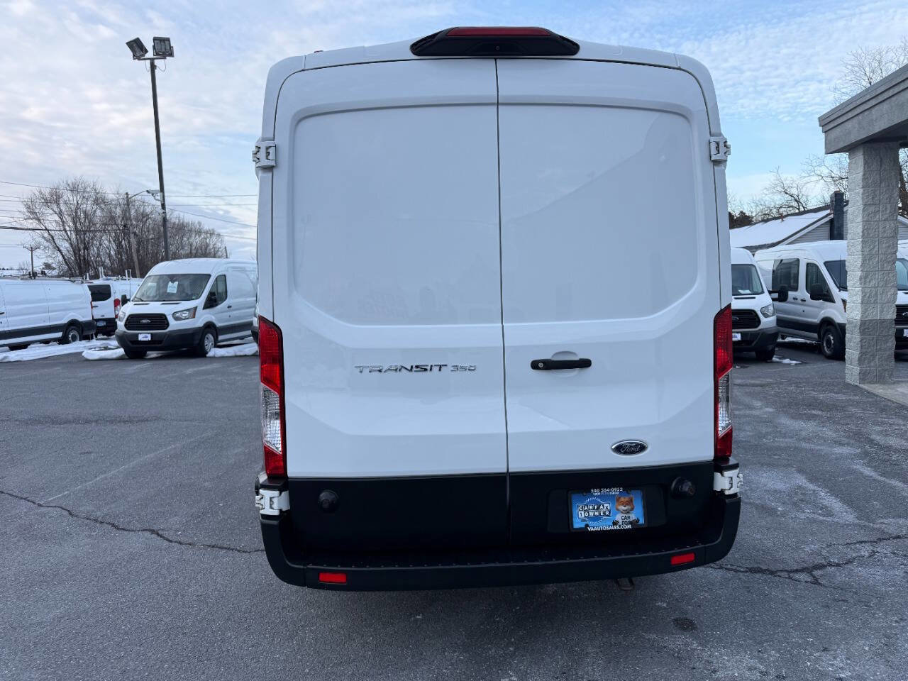 Used 2019 Ford Transit 350 148 Medium Roof RWD image 31