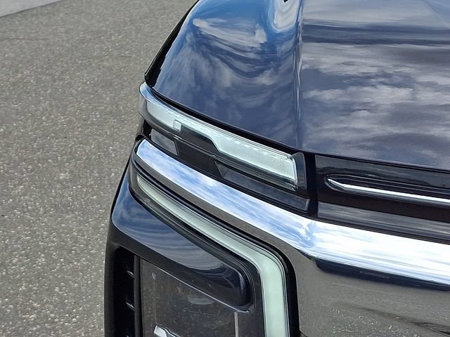 Used 2025 Chevrolet Tahoe Premier AWD/4WD image 29