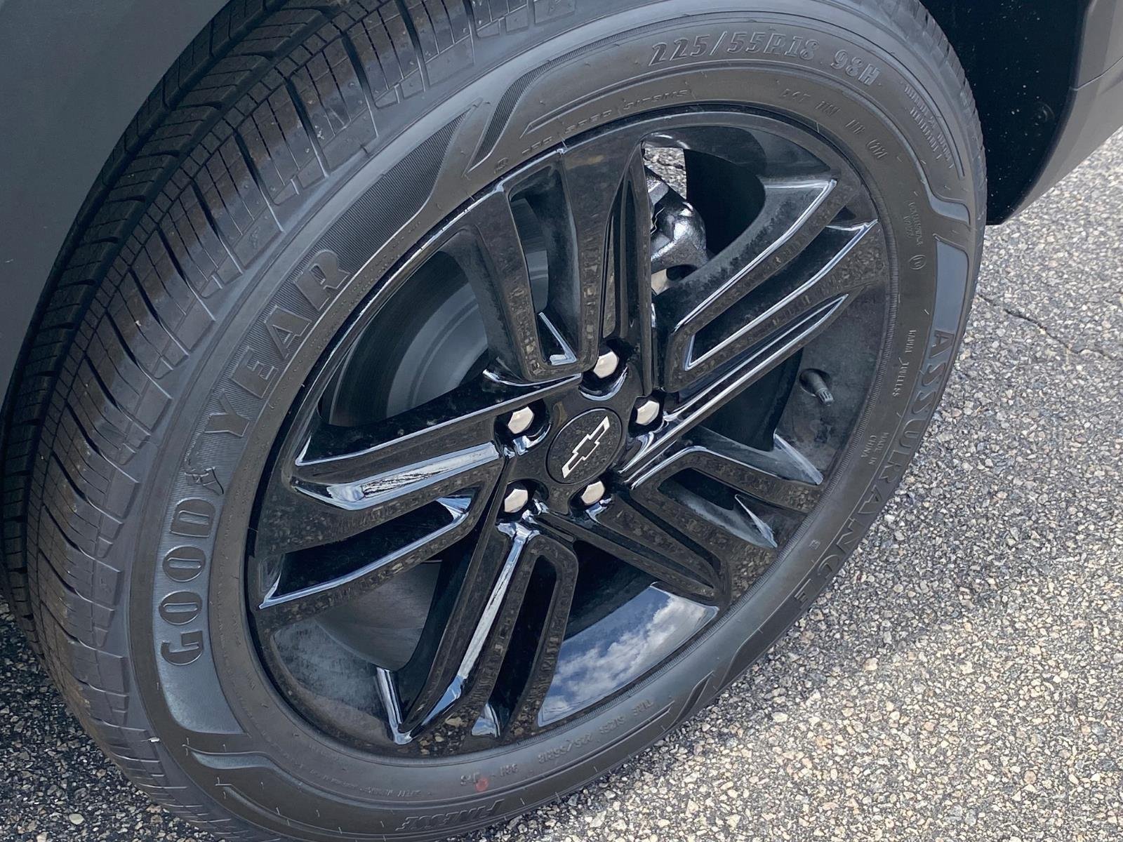 New 2026 Chevrolet Trax ACTIV w/ Sunroof Package FWD image 24