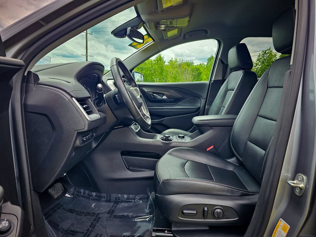 Used 2023 GMC Terrain SLT w/ Tech Package AWD/4WD image 13