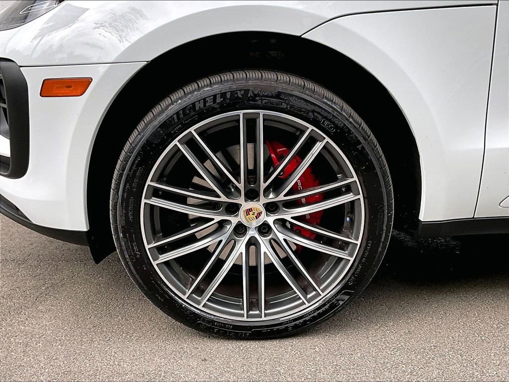 Certified 2025 Porsche Macan S AWD/4WD image 14