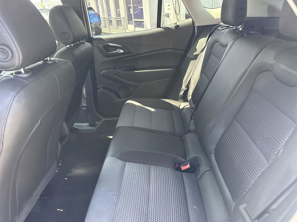 Used 2024 Chevrolet Trax LT image 21