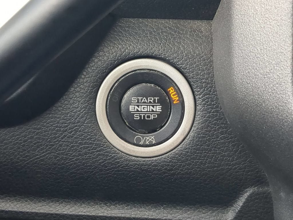 Used 2019 RAM 5500 Tradesman RWD image 18