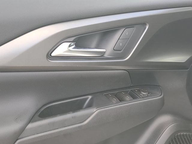 New 2026 Chevrolet Equinox EV LT w/ LPO, Blackout Package FWD image 20