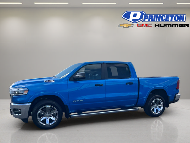 Used 2025 RAM 1500 Big Horn AWD/4WD image 4