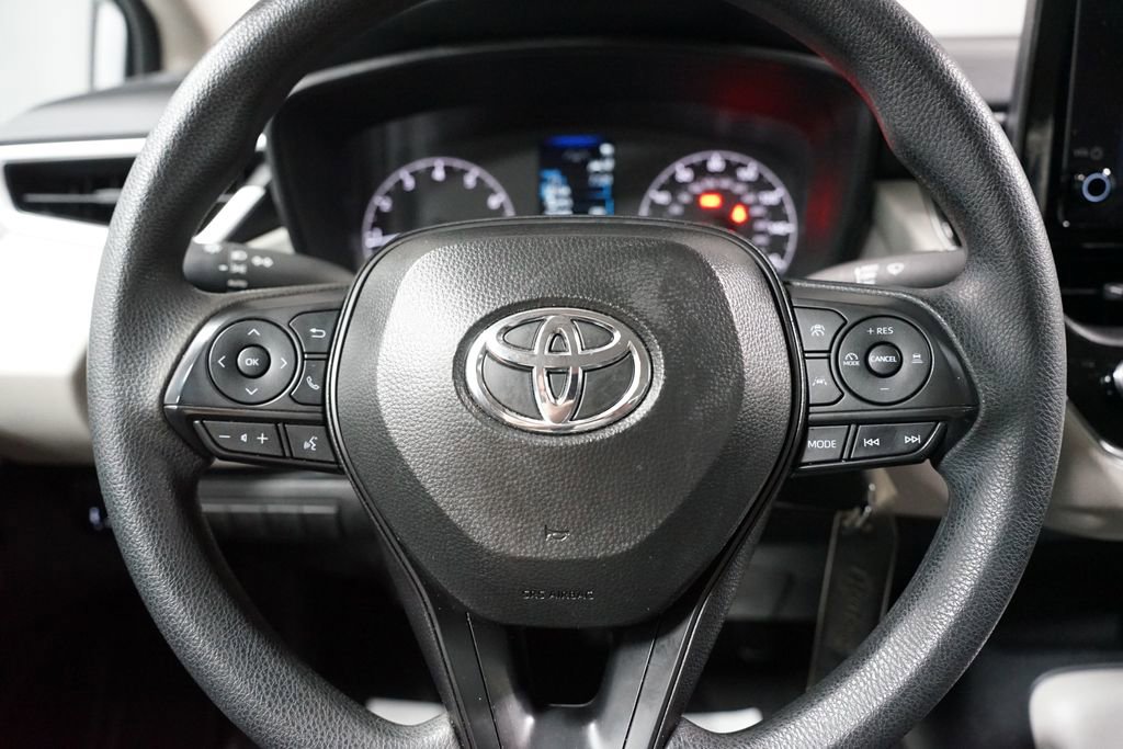 Certified 2025 Toyota Corolla LE image 12