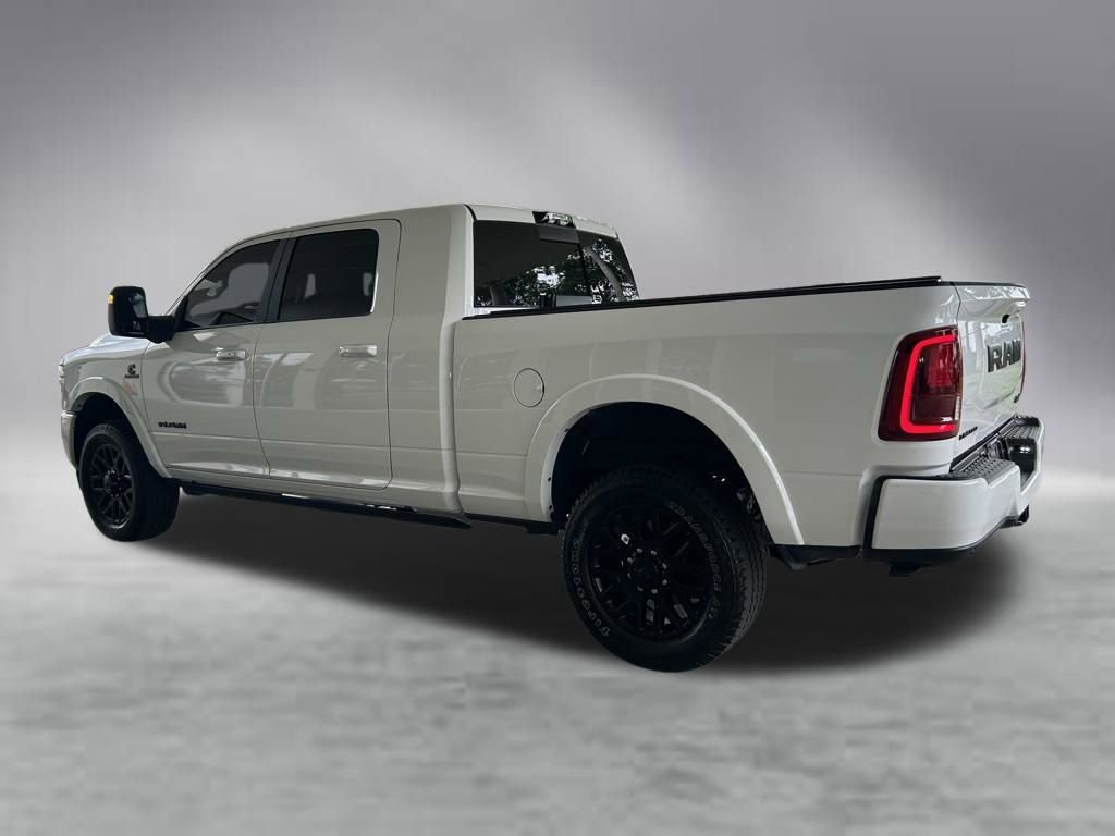 Used 2025 RAM 2500 Limited AWD/4WD image 4