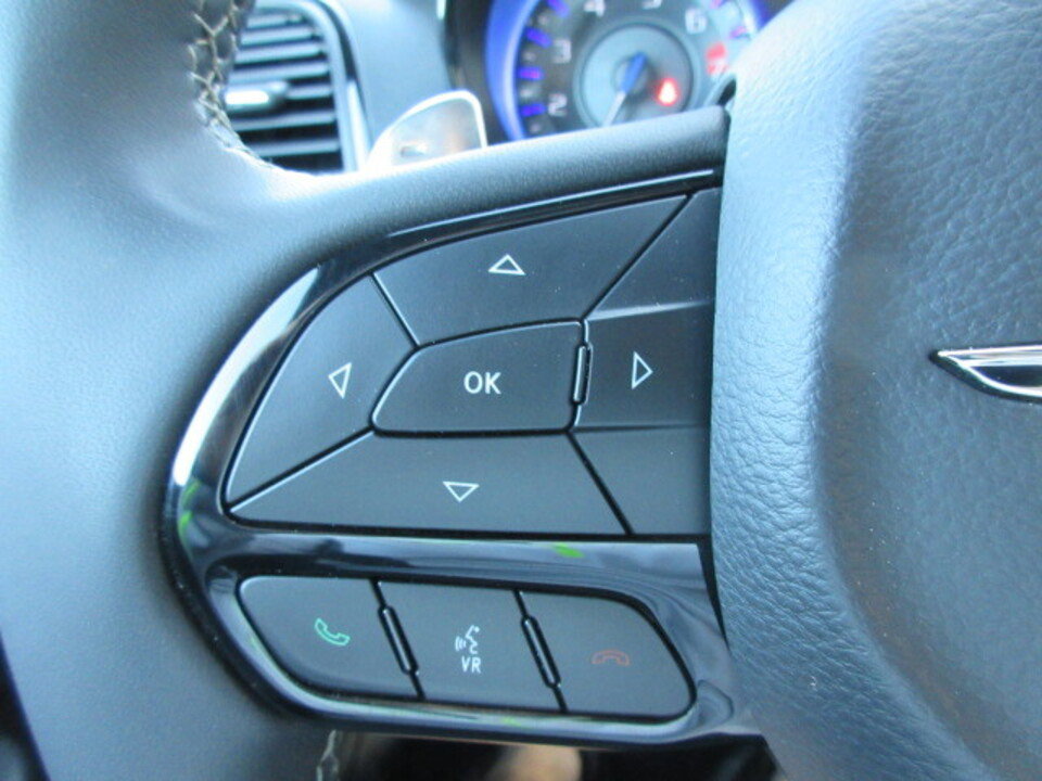 Used 2023 Chrysler 300 S w/ Comfort Group image 16