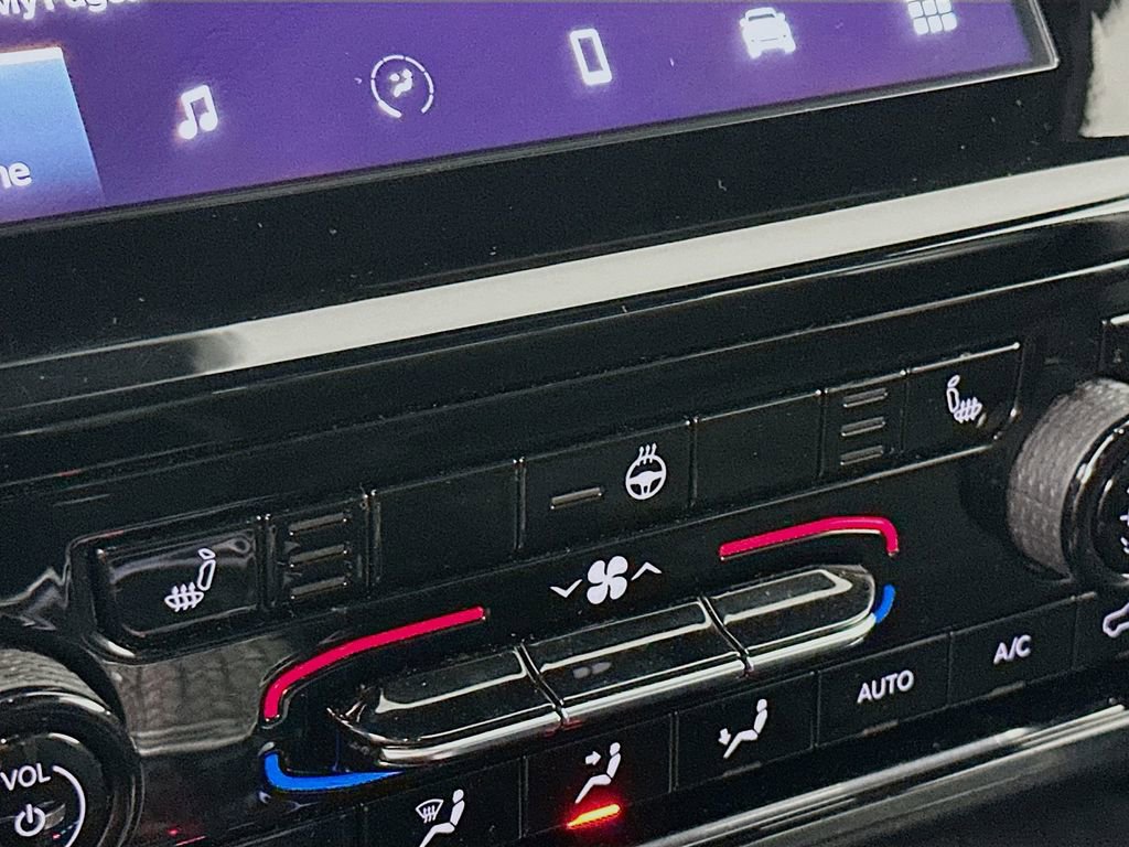 Certified 2024 Jeep Grand Cherokee L Altitude image 31