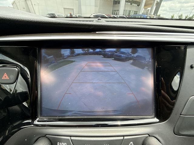 Used 2019 Buick Envision Essence FWD image 17