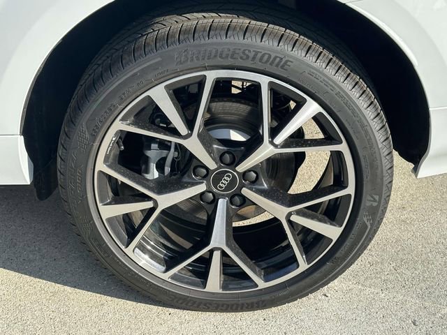 New 2026 Audi Q3 quattro 2.0T AWD/4WD image 4