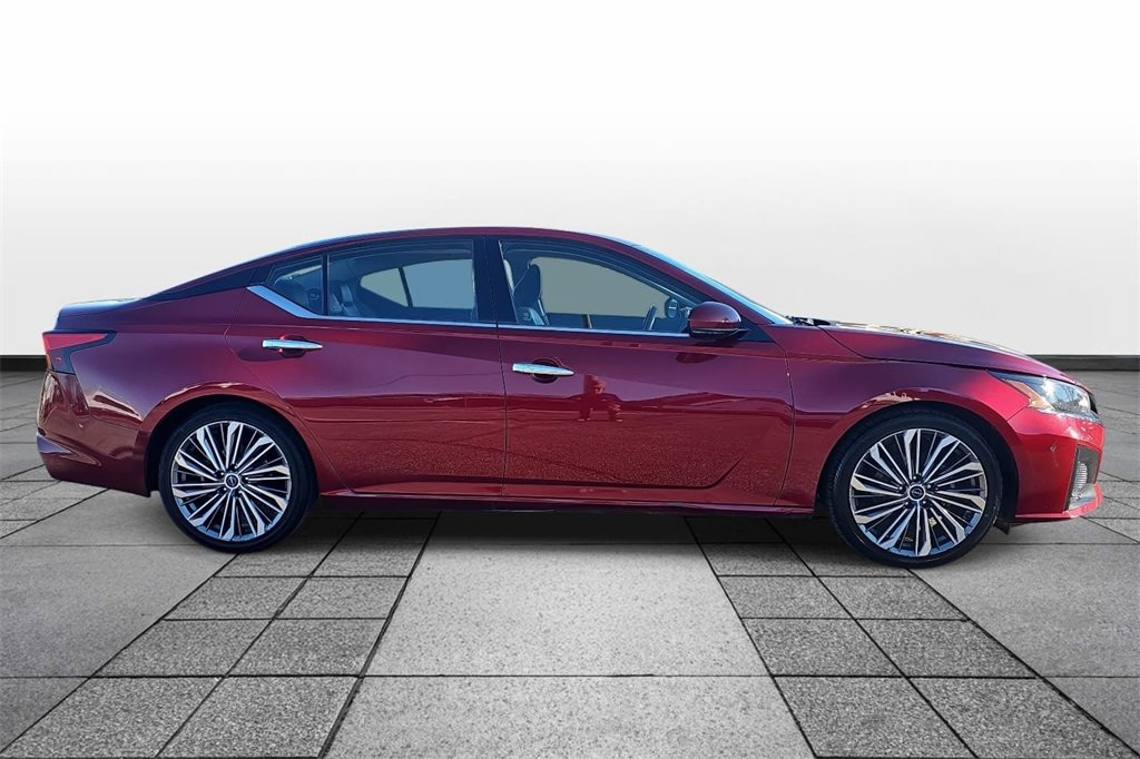 Used 2023 Nissan Altima 2.5 SL image 4