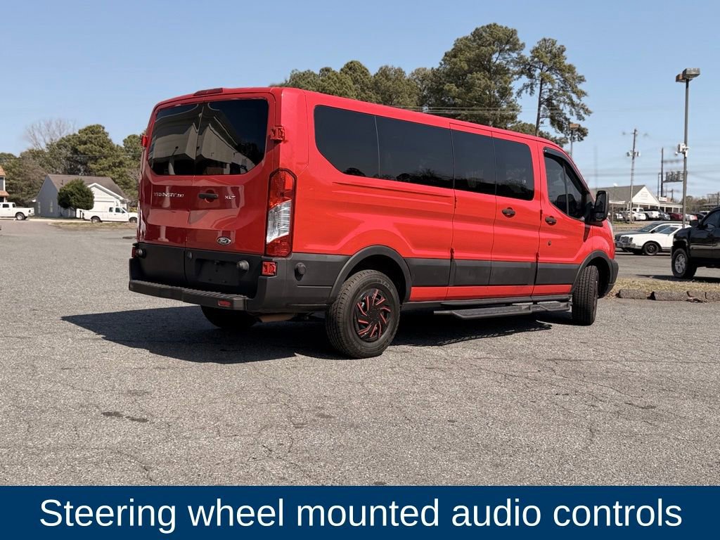 Used 2023 Ford Transit 350 XLT image 5