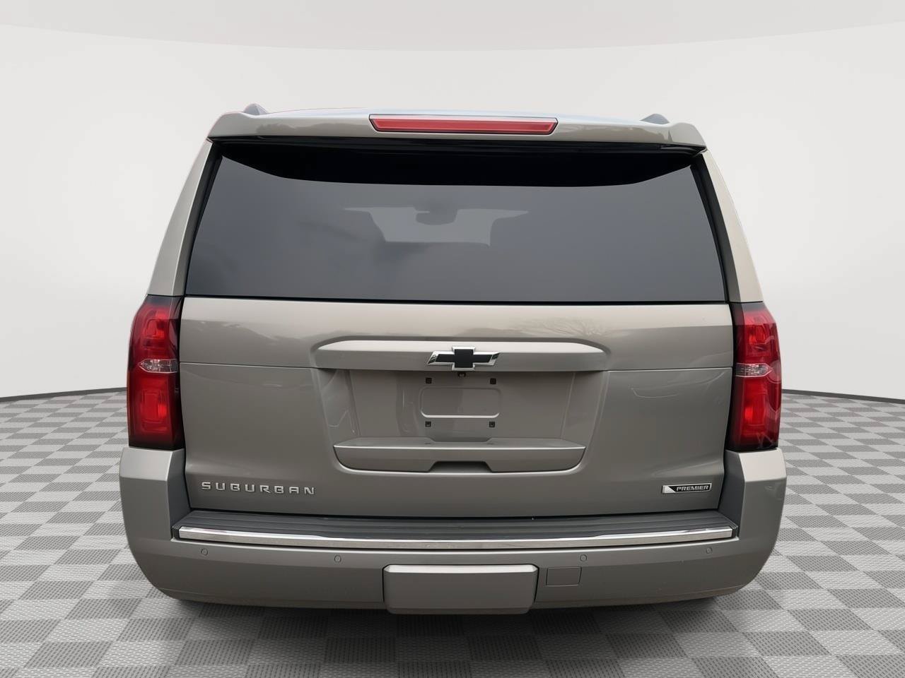 Used 2017 Chevrolet Suburban Premier AWD/4WD image 6