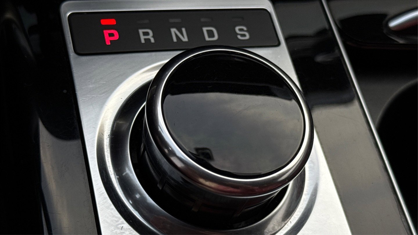 Used 2017 Land Rover Range Rover Autobiography image 38