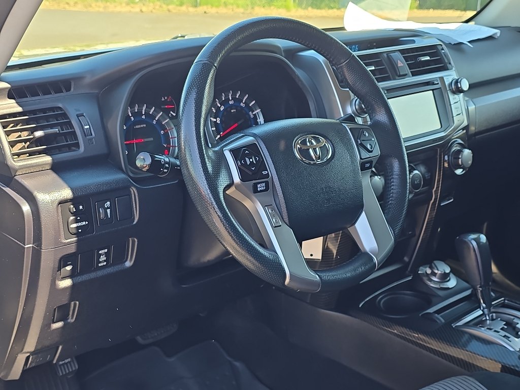 Certified 2019 Toyota 4Runner SR5 AWD/4WD image 13