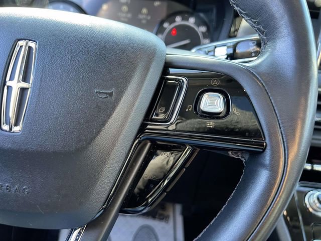 Used 2022 Lincoln Corsair AWD w/ Premium Package image 24