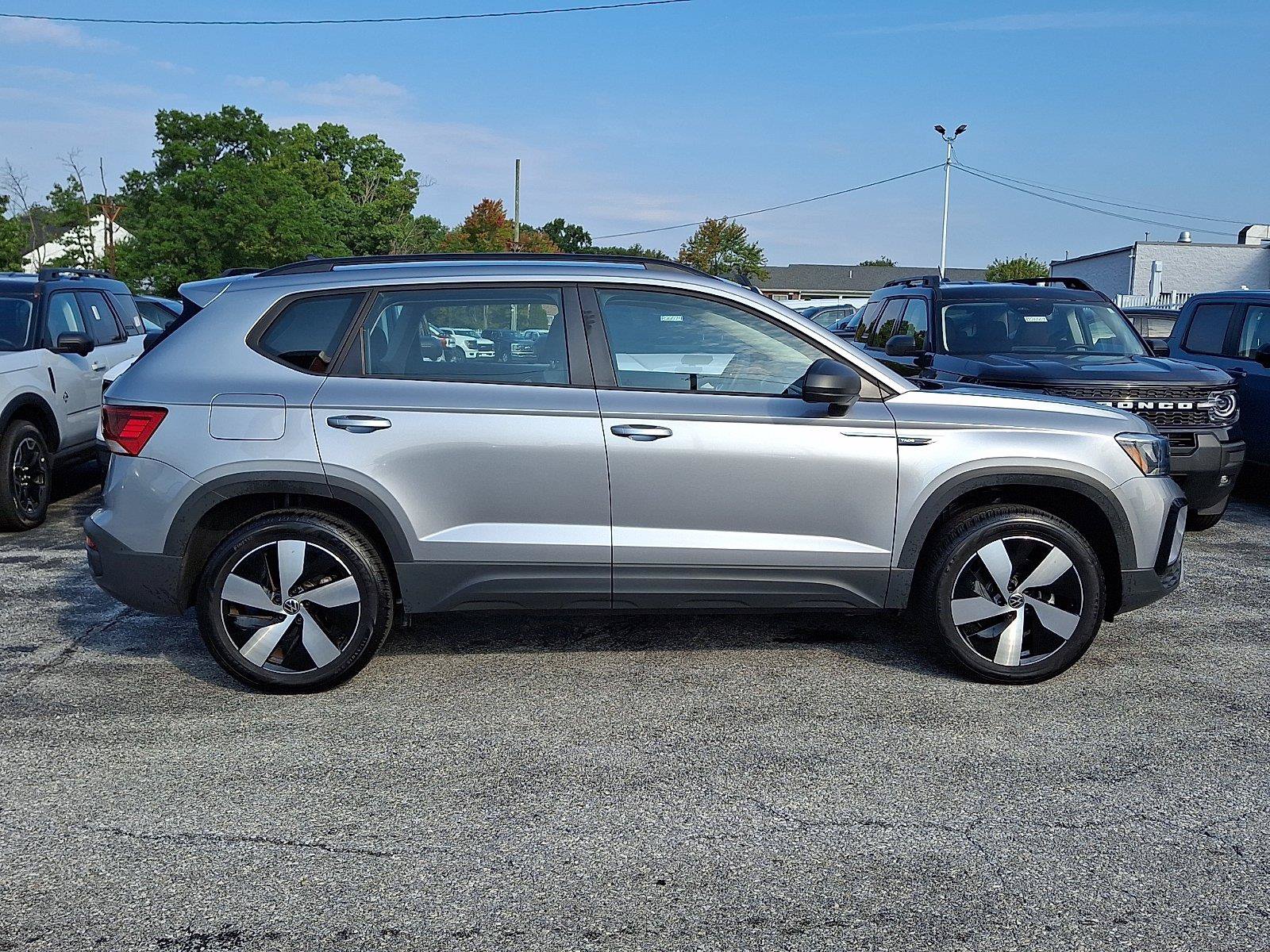 Used 2024 Volkswagen Taos S AWD/4WD image 7