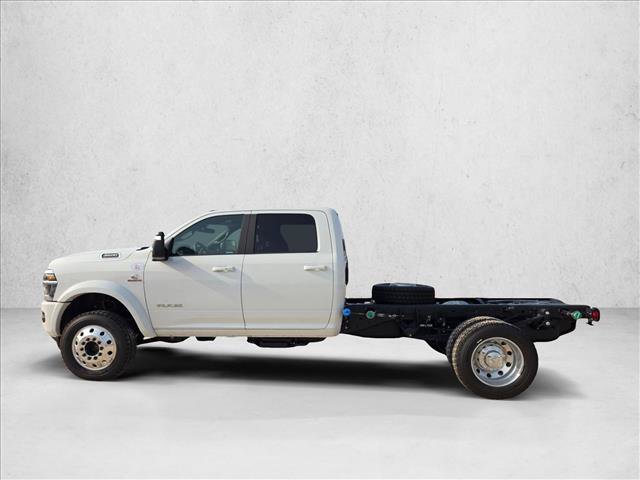 New 2026 RAM 4500 4x4 Crew Cab DRW w/ Laramie Trim Package image 5