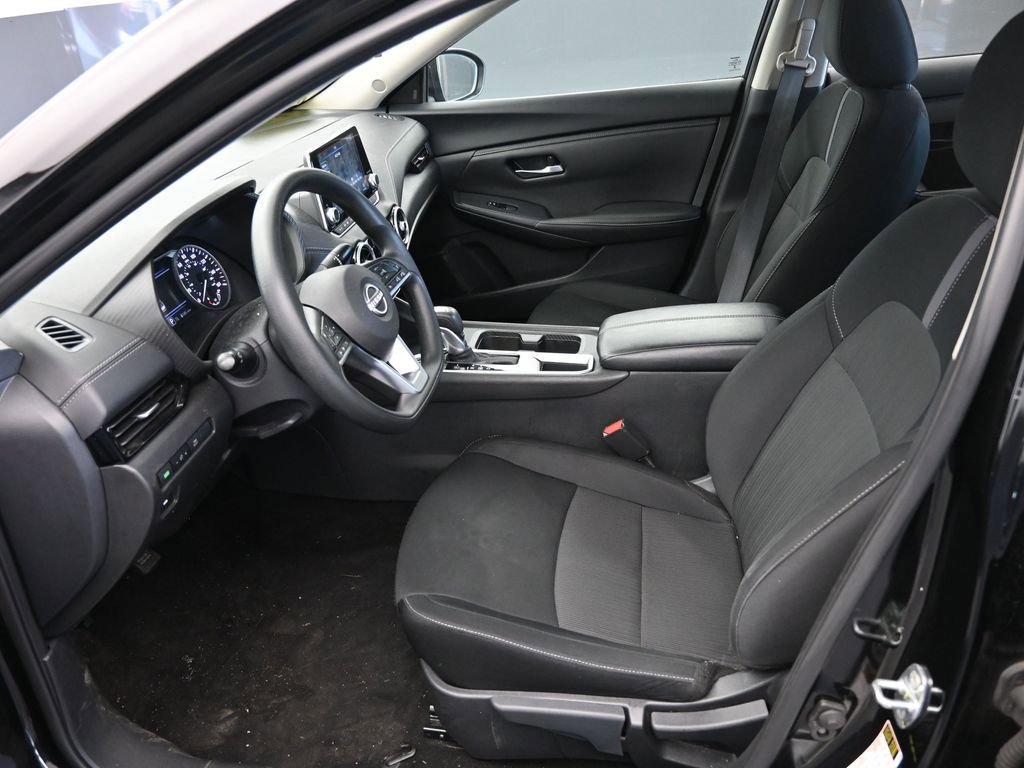 Used 2024 Nissan Sentra SV FWD image 17